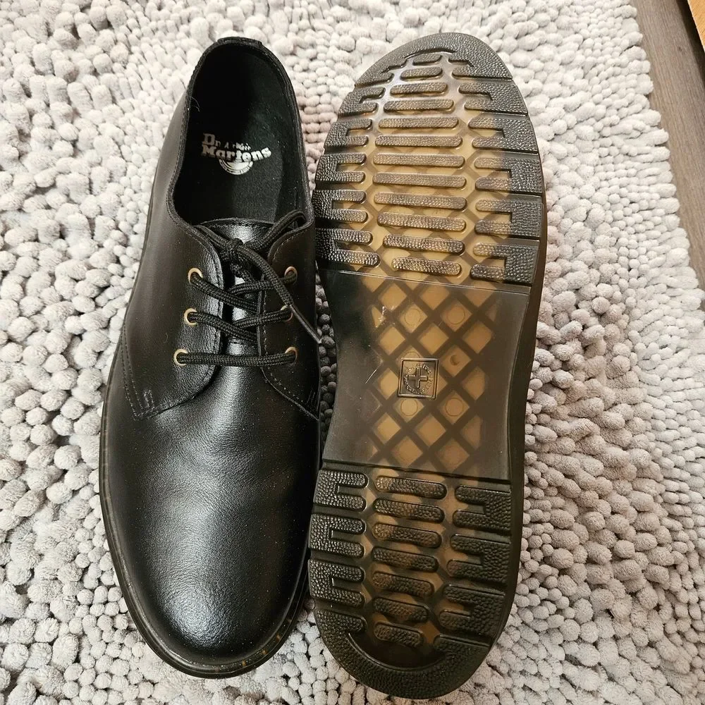 Dr. Martens Zavala Lo Shoes Men’s 13 Black Leather